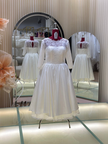 BG-WED-AME-10147 WEDDING GOWN FABRIC HALF LACE SIZE XXL BUST 96 WAIST 79