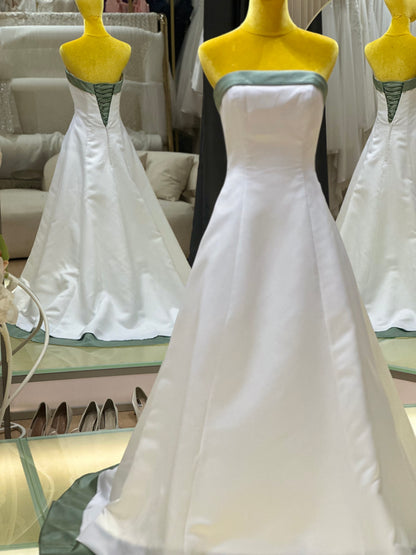 BG-WED-AME-10151 WEDDING GOWN PREMIUM FABRIC PLAIN WITH PLEATED GREEN SIZE L BUST 88 WAIST 71