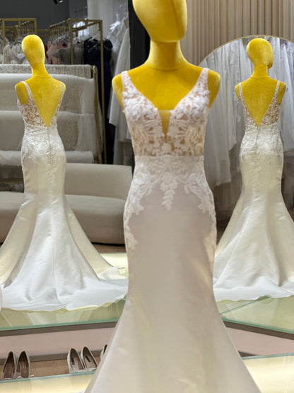 BG-WED-AME-10153 WEDDING GOWN LUX FABRIC HALF LACE SIZE M BUST 84 WAIST 68