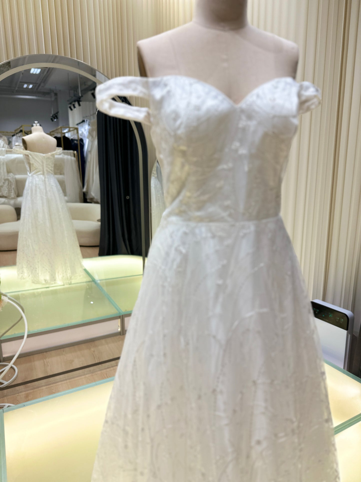 BG-WED-AME-10159 WEDDING GOWN PREMIUM FABRIC FULL LACE SIZE 4XL BUST 105 WAIST 86 / SIZE 5XL BUST 112 WAIST 94