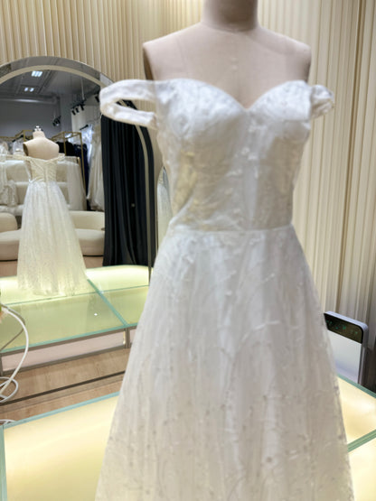 BG-WED-AME-10159 WEDDING GOWN PREMIUM FABRIC FULL LACE SIZE 4XL BUST 105 WAIST 86 / SIZE 5XL BUST 112 WAIST 94