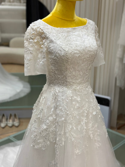 BG-WED-AME-10160 WEDDING GOWN PREMIUM FABRIC HALF LACE SIZE L BUST 88 WAIST 73