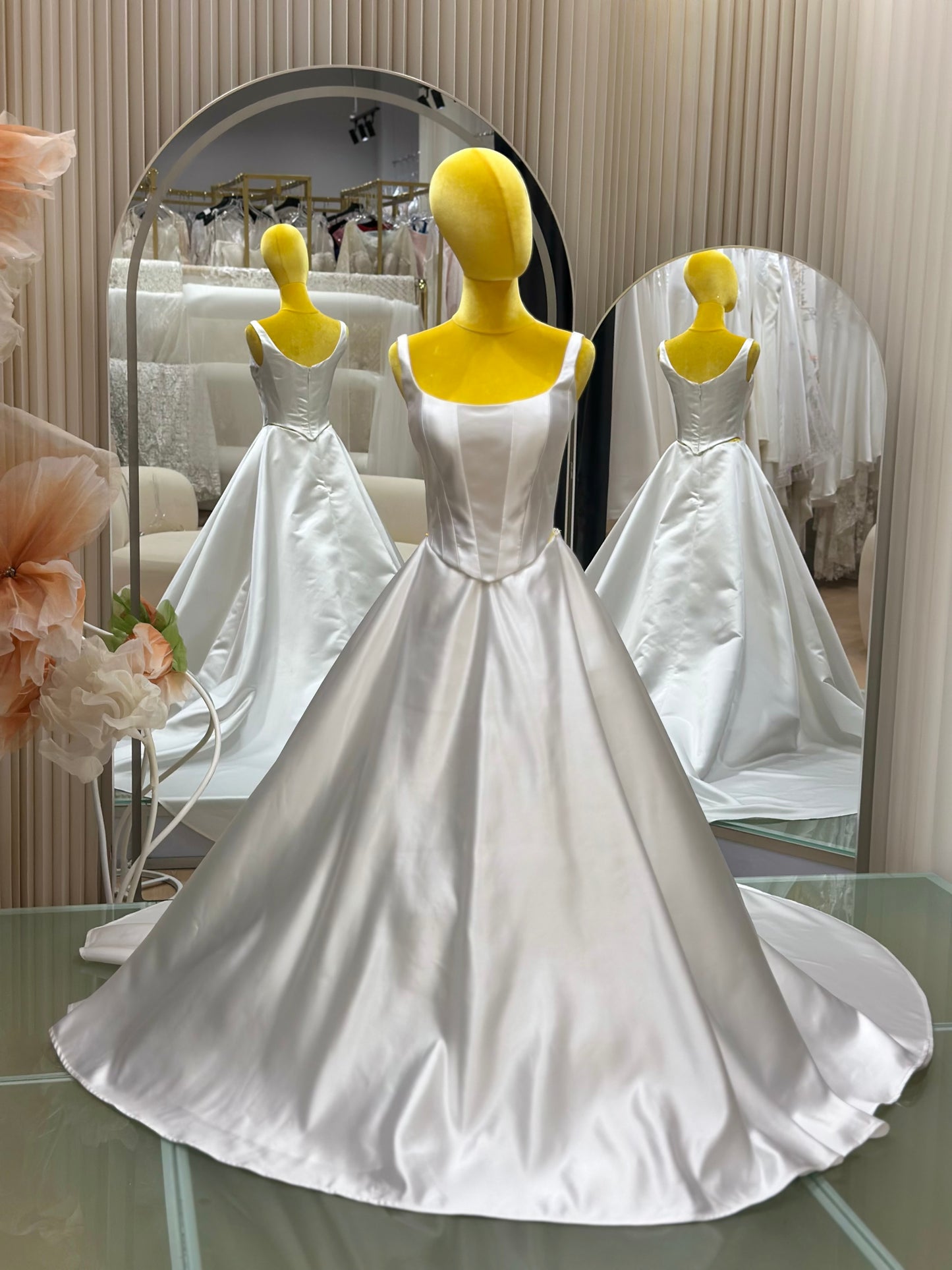 BG-WED-AME-10162 WEDDING GOWN PREMIUM FABRIC PLAIN WITH PLEATED 2 PIECES SIZE L BUST 87 WAIST 74