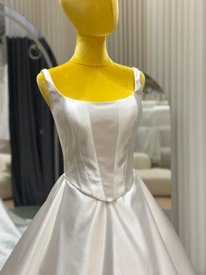 BG-WED-AME-10162 WEDDING GOWN PREMIUM FABRIC PLAIN WITH PLEATED 2 PIECES SIZE L BUST 87 WAIST 74