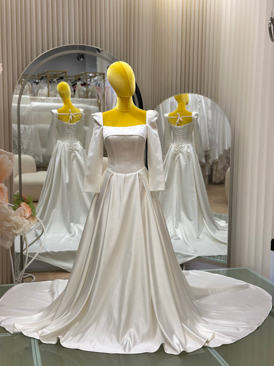 BG-WED-AME-10164 WEDDING GOWN PREMIUM FABRIC PLAIN WITH PLEATED SIZE M-XL BUST 81-94 WAIST 70-76