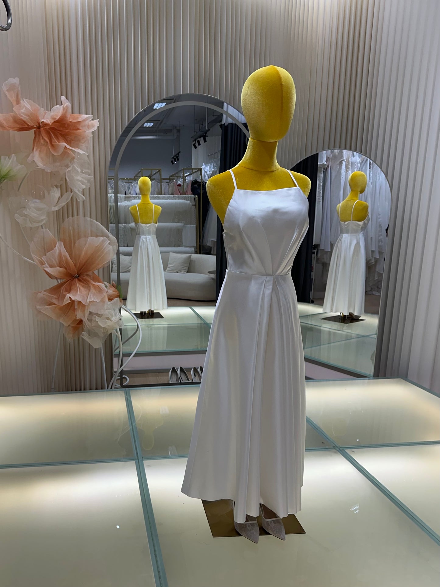 BG-WED-AME-10069 Light wedding dress simple French style outdoor gown travel photography light gauze super fairy forest travel photography small white satin