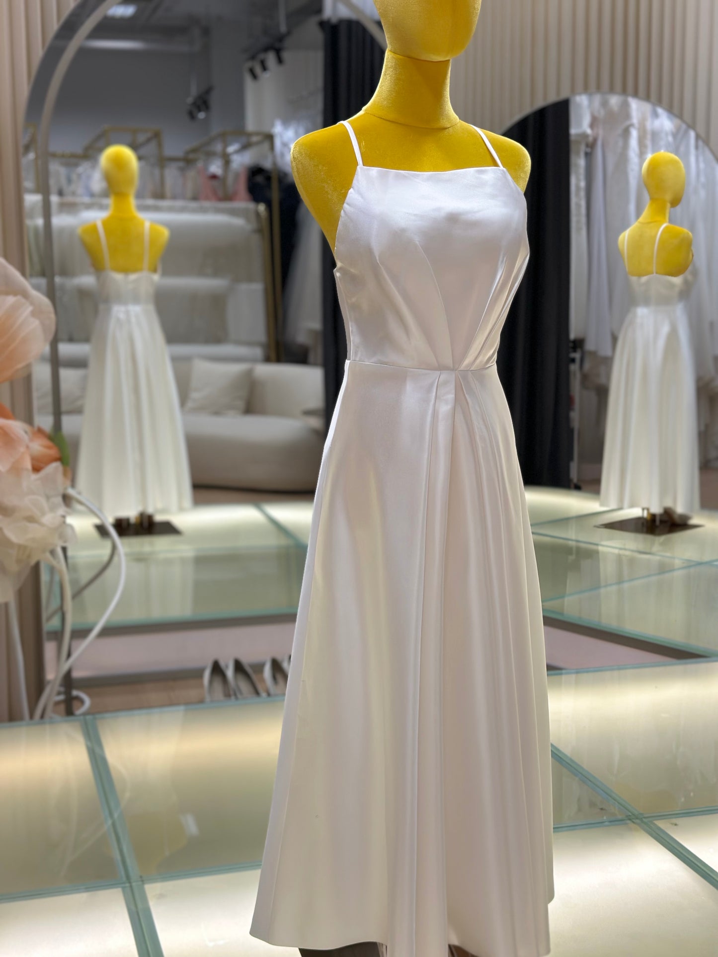 BG-WED-AME-10069 Light wedding dress simple French style outdoor gown travel photography light gauze super fairy forest travel photography small white satin