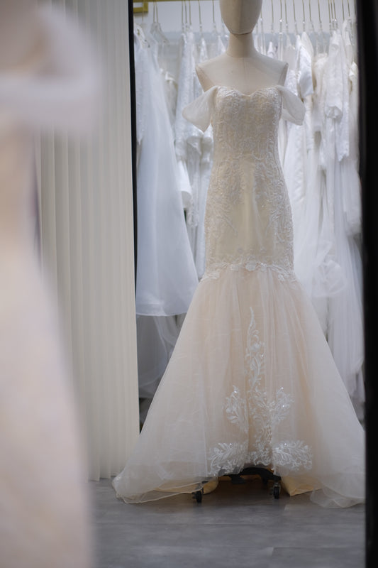 BG-WED-AME-10027 WEDDING GOWN PREMIUM FULL BEADED SIZE S BUST 80-84 WAIST 66-68 HIPS 96