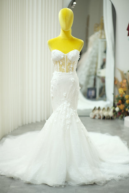 BG-WED-AME-10043 WEDDING GOWN LUX 3D LACE WITH SIZE S BUST 80-84 WAIST 66-68 HIPS 96