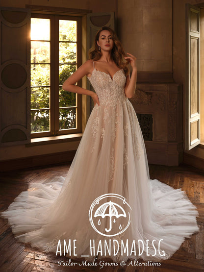 Luminous Romance – A Lace A-Line Bridal Gown with Soft Tulle Train