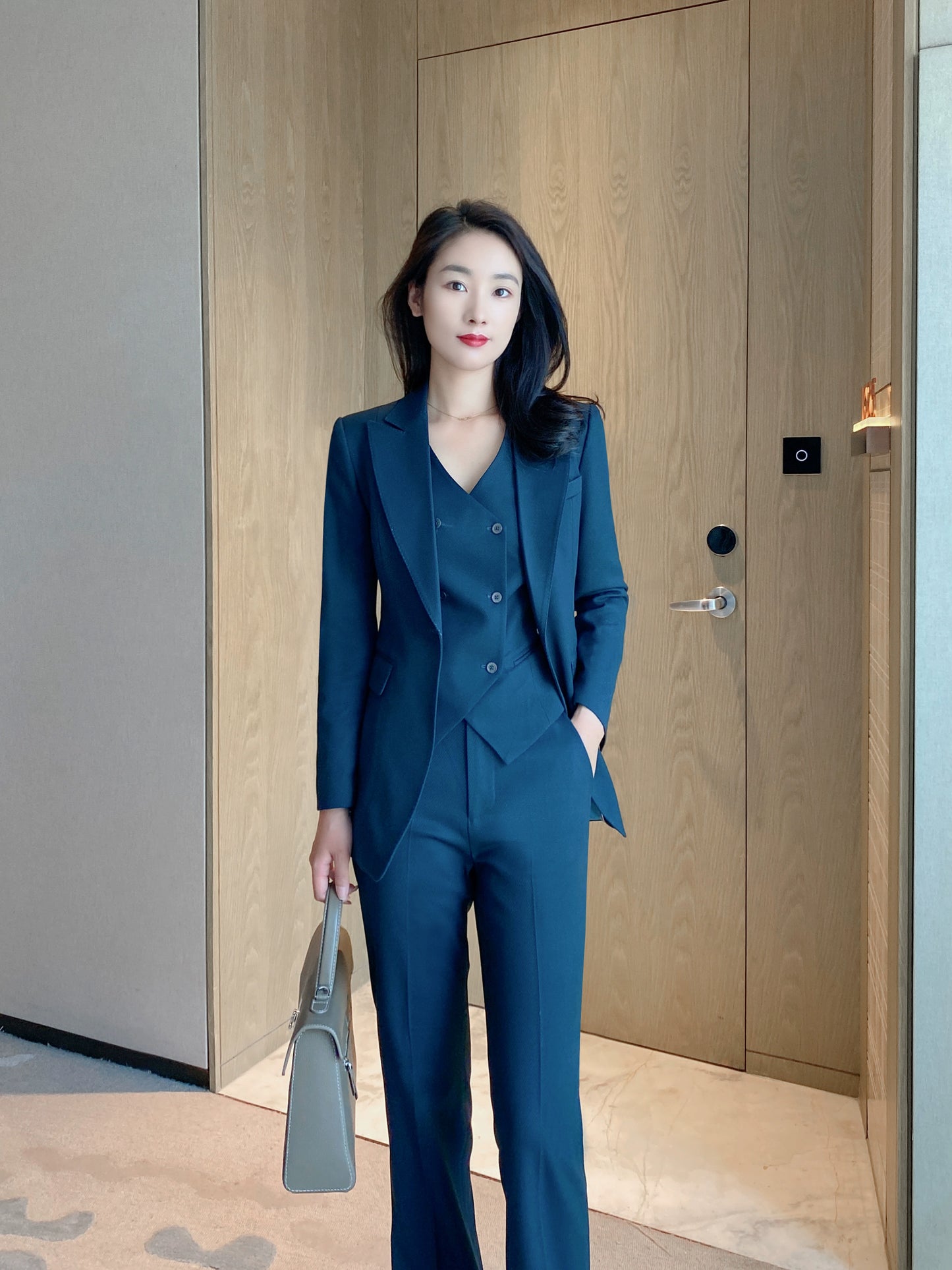 Cyan Blue Classic Women's Suit Set with Vest