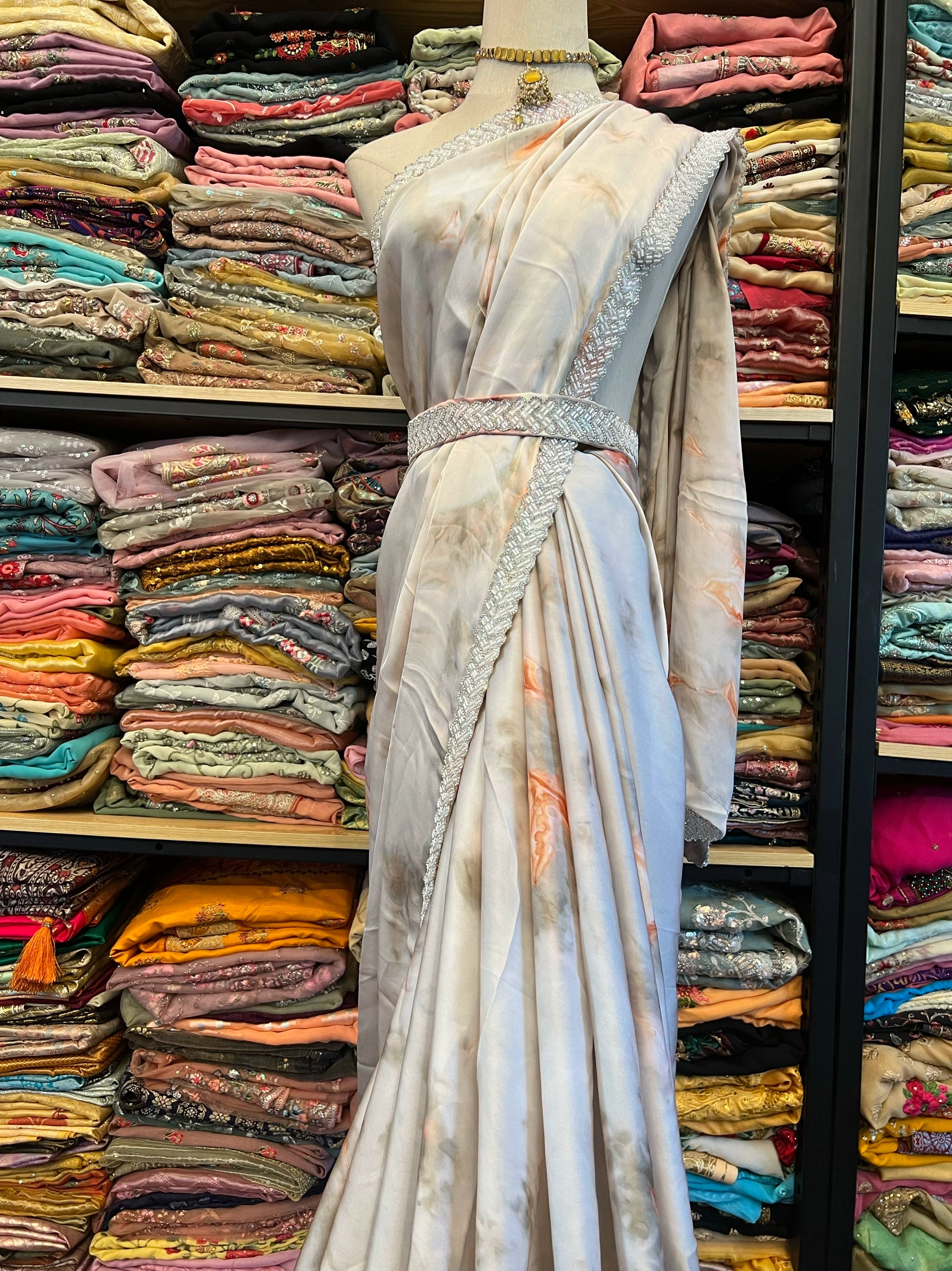 Indian Heavy Industry Six-Mile Saree