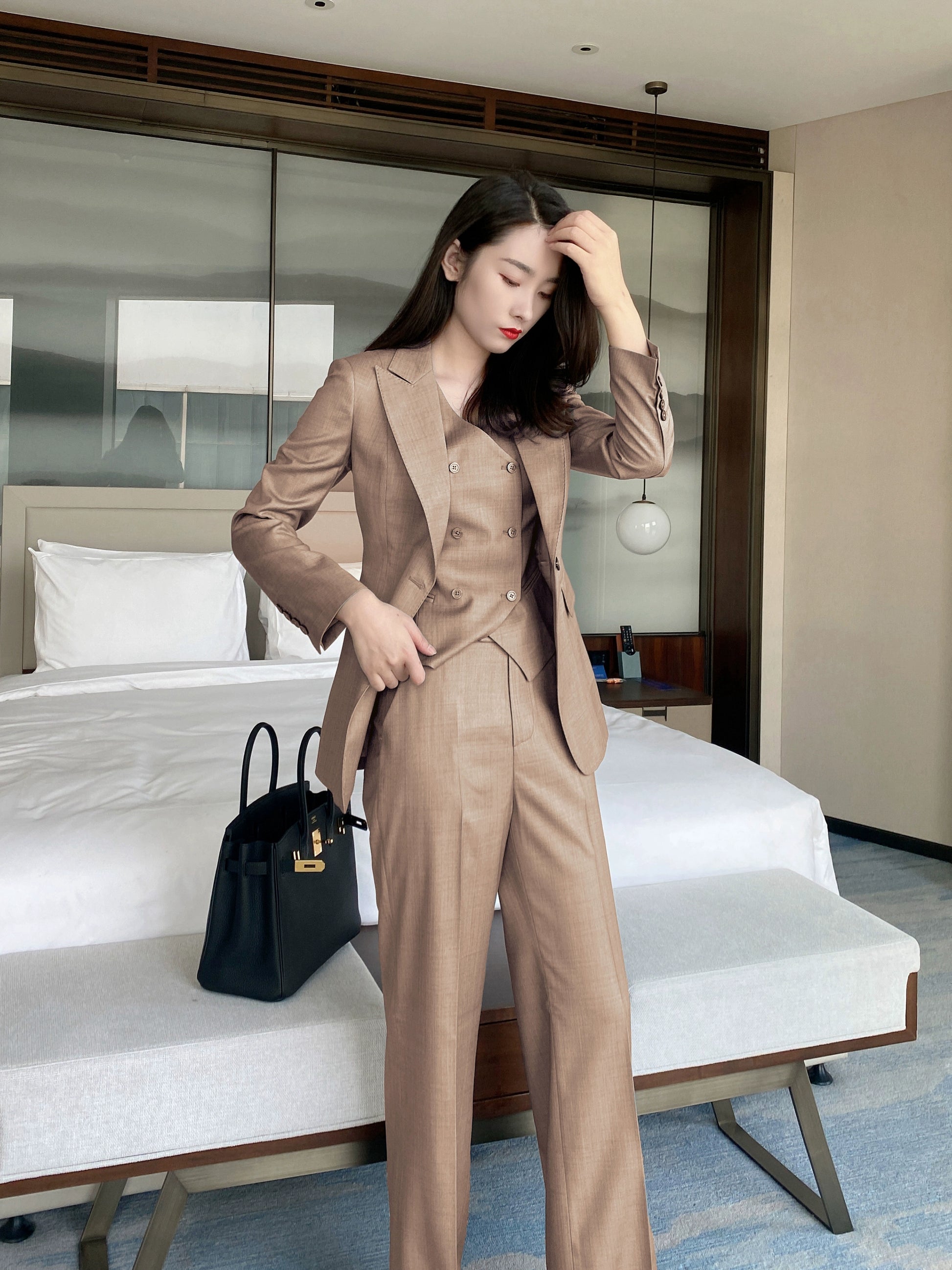 Coffee Color Classic 3-Piece Women's Suit Set Loose Straight Fit
