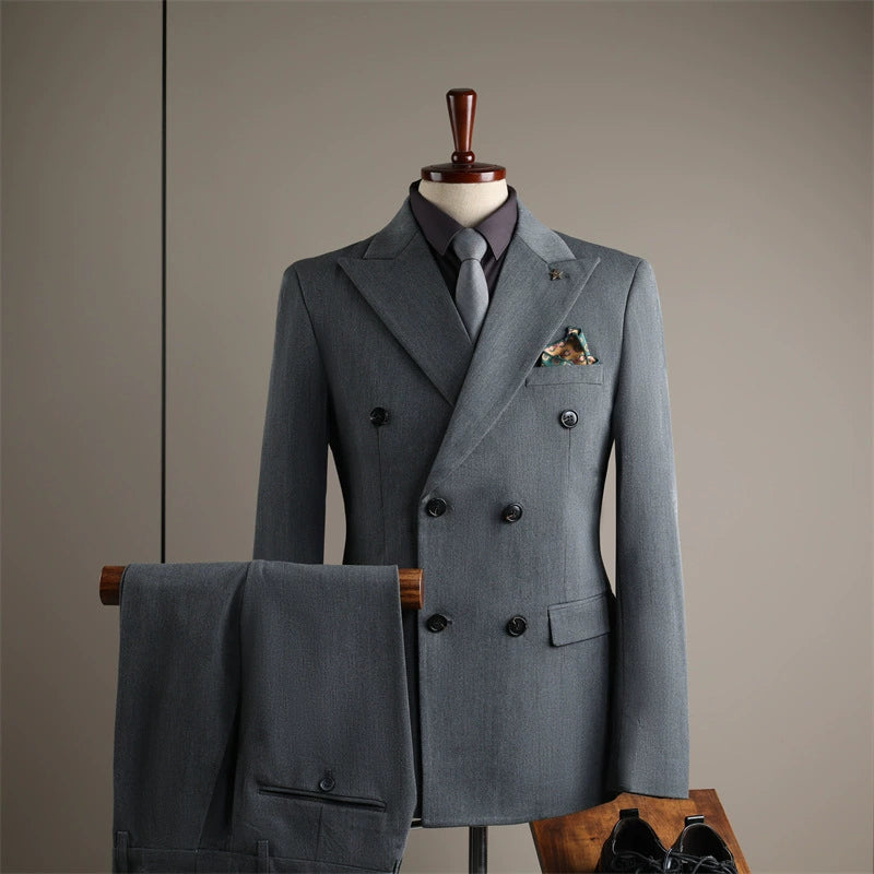 Elegant 3-Piece Wedding Suit for Modern Gentlemen