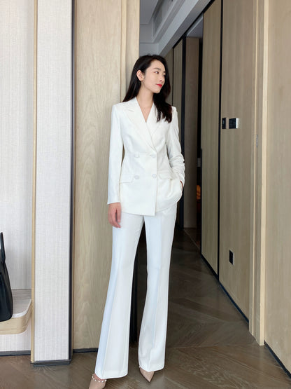 Elegant White Autumn Suit with Flared Trousers – Premium Office Wear