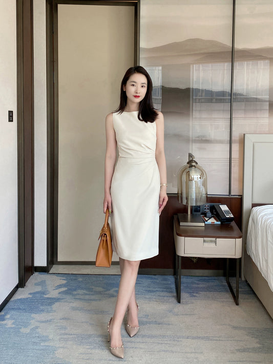 Elegant Off-White Summer Fitted Midi Dress with Hip Detail