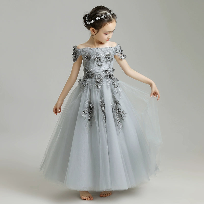 Elegant Princess Wedding Gown: Luxurious Long Evening Dress for Special Occasions