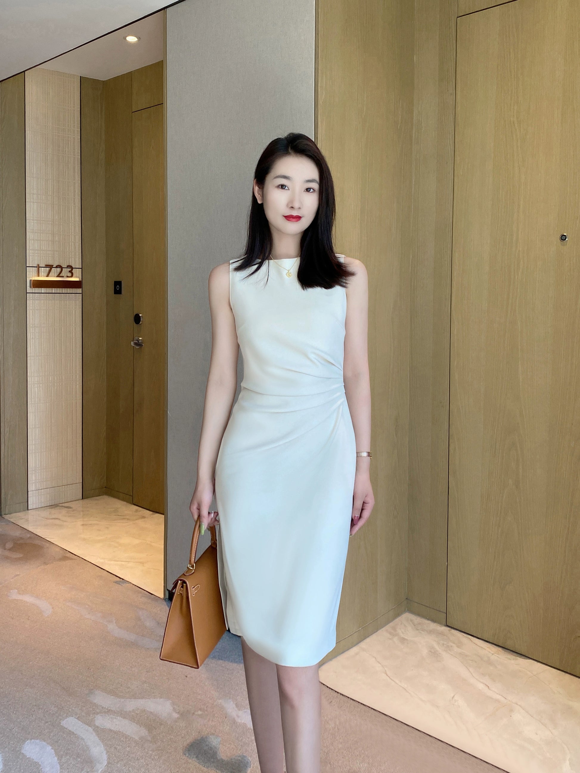 Elegant Off-White Summer Fitted Midi Dress with Hip Detail