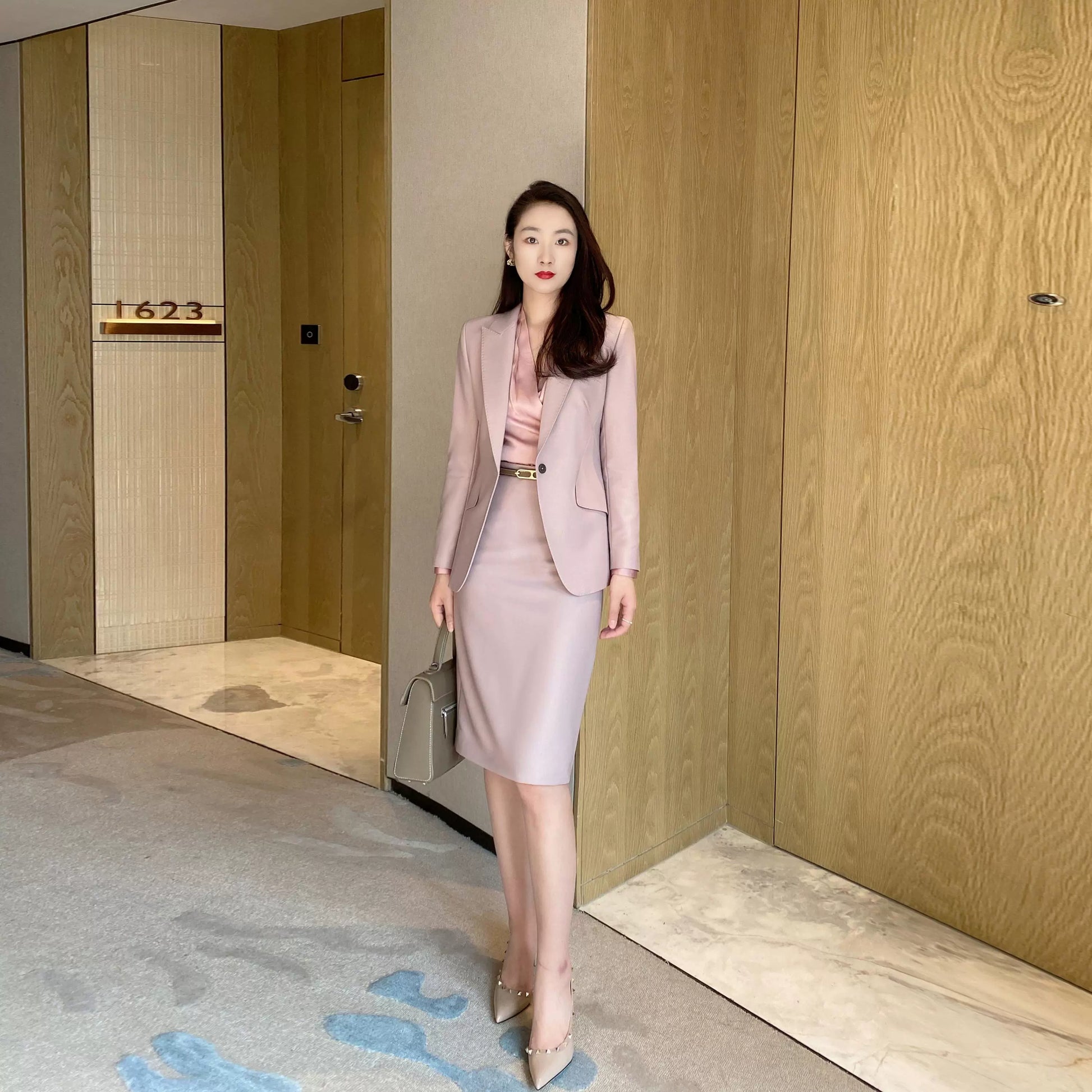 Spring Fuchsia Slim Fit Classic Suit Set with Hip Accents