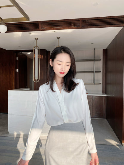 Women's Spring White V-Neck Loose Fit Casual Shirt Style