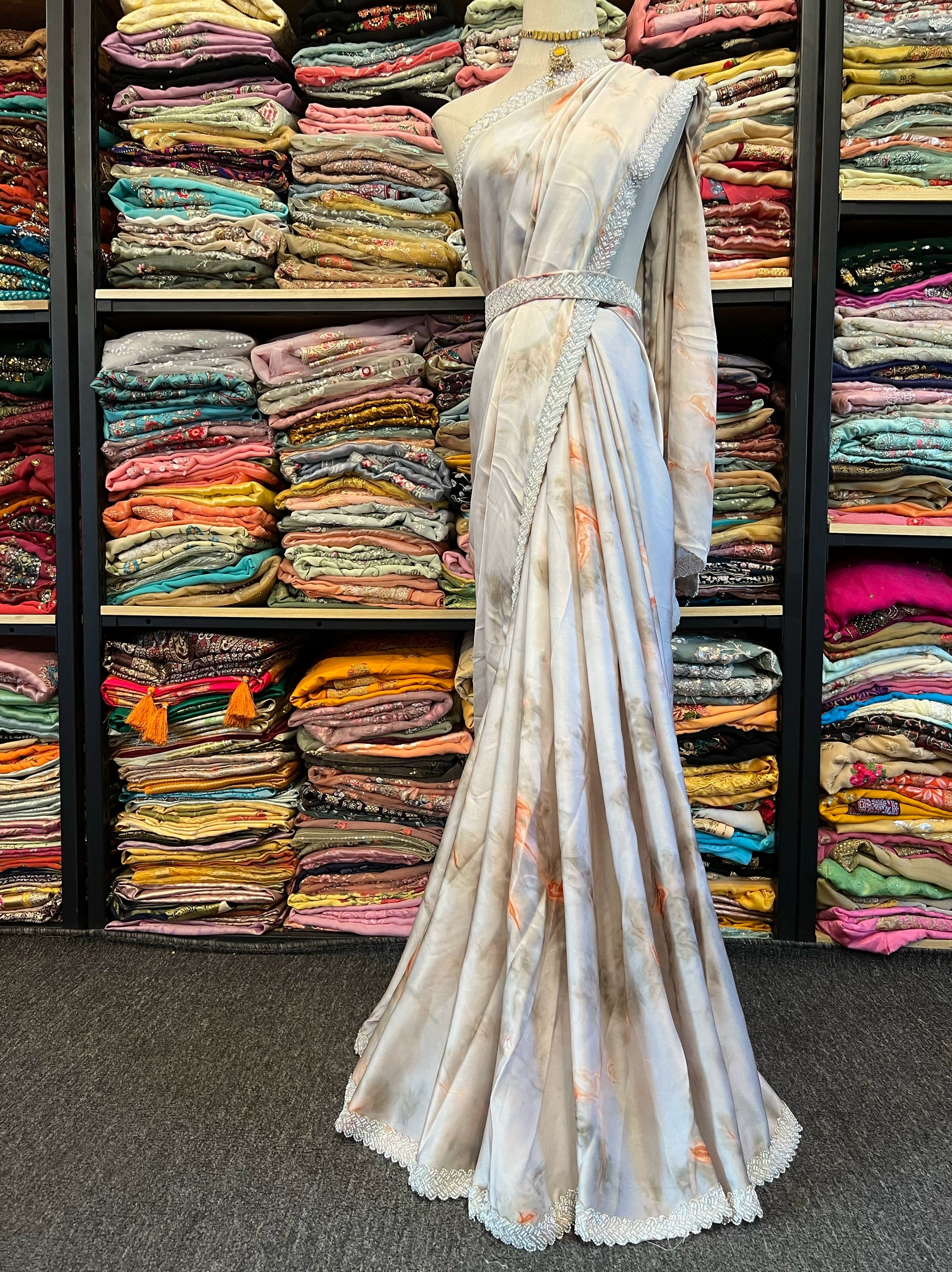 Indian Heavy Industry Six-Mile Saree