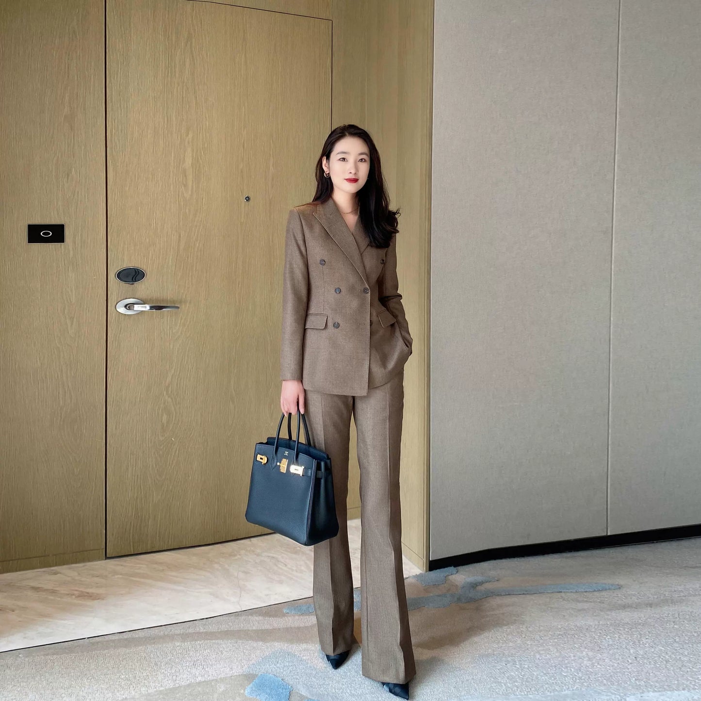 Elegant Winter Woolen Suit with Flared Trousers Classic Coffee Color