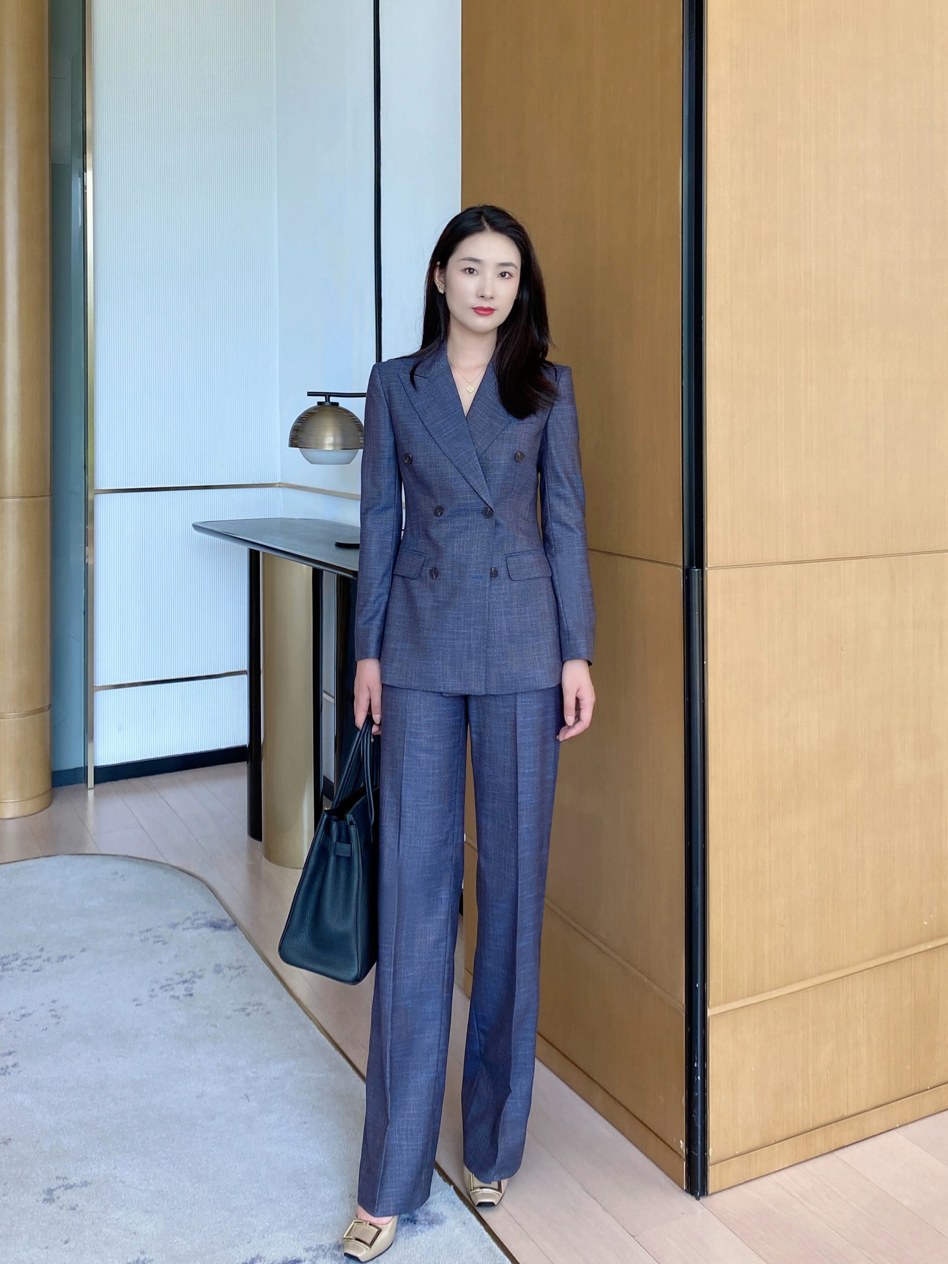 Wisteria Classic Loose-Fit Suit Jacket & Trousers Set