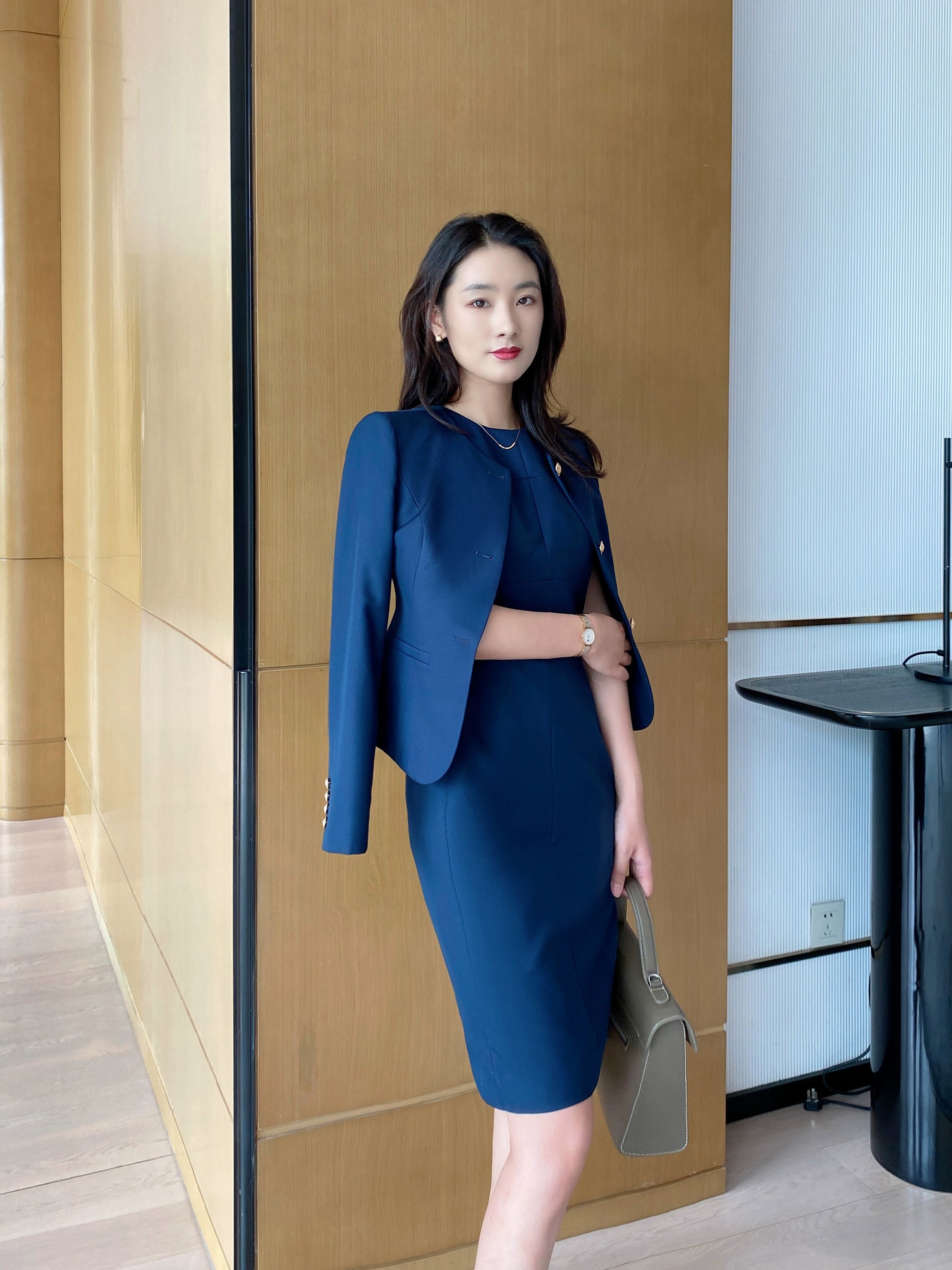 Hidden Green Sleeveless Autumn Dress for Women – Elegant Fit