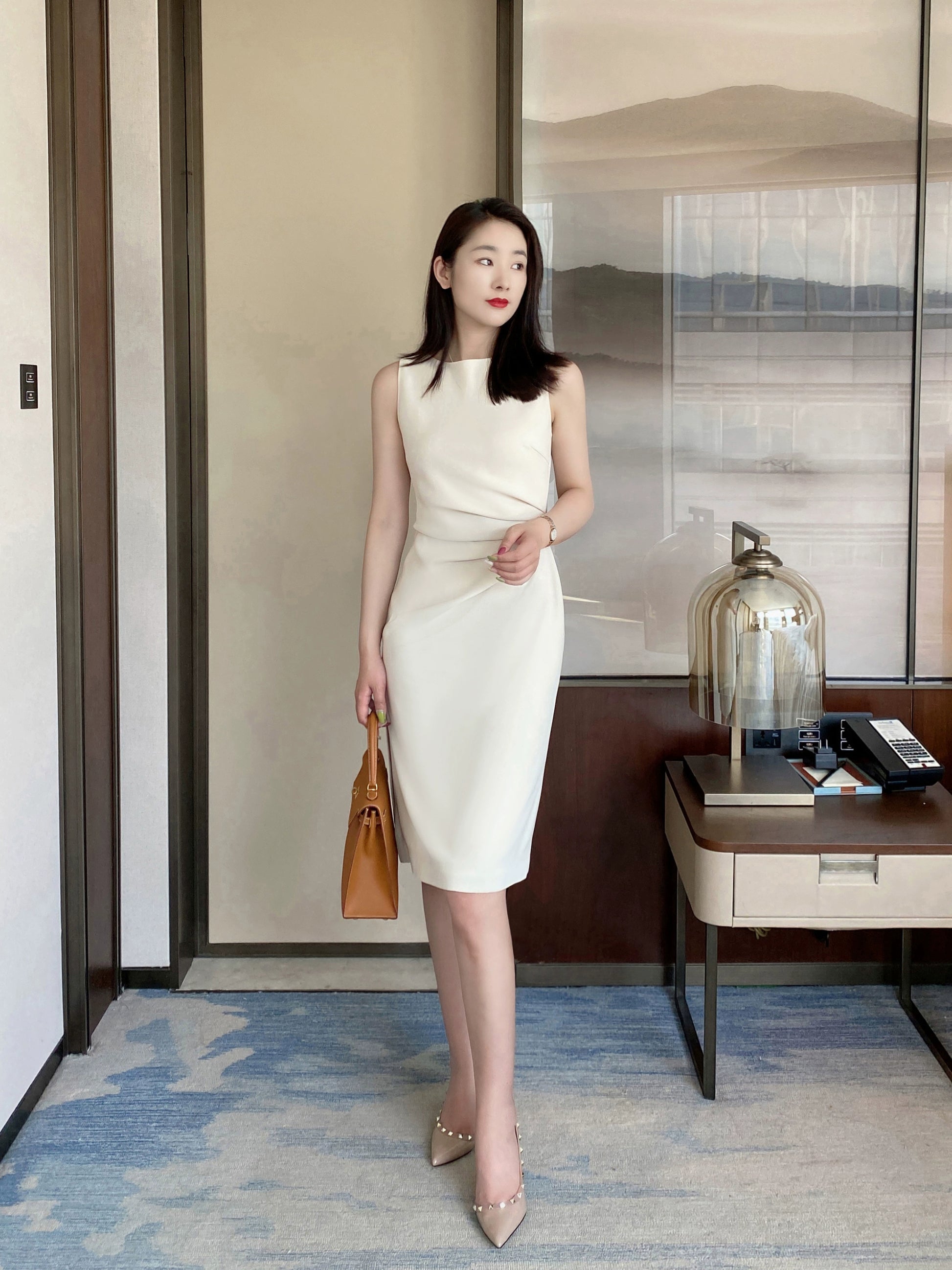 Elegant Off-White Summer Fitted Midi Dress with Hip Detail