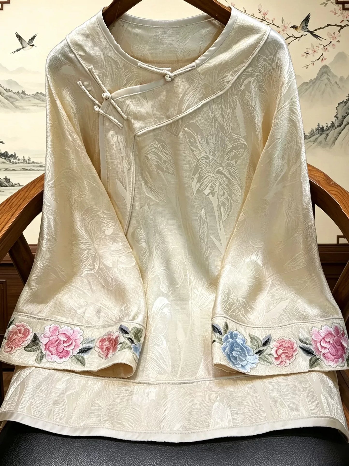 Women's Vintage Chinese Brocade Embroidered Loose Coat