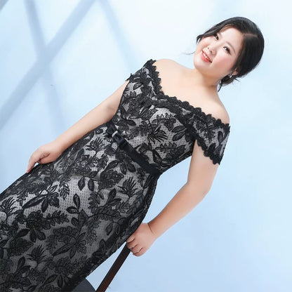 Elegant Black Lace Evening Dress