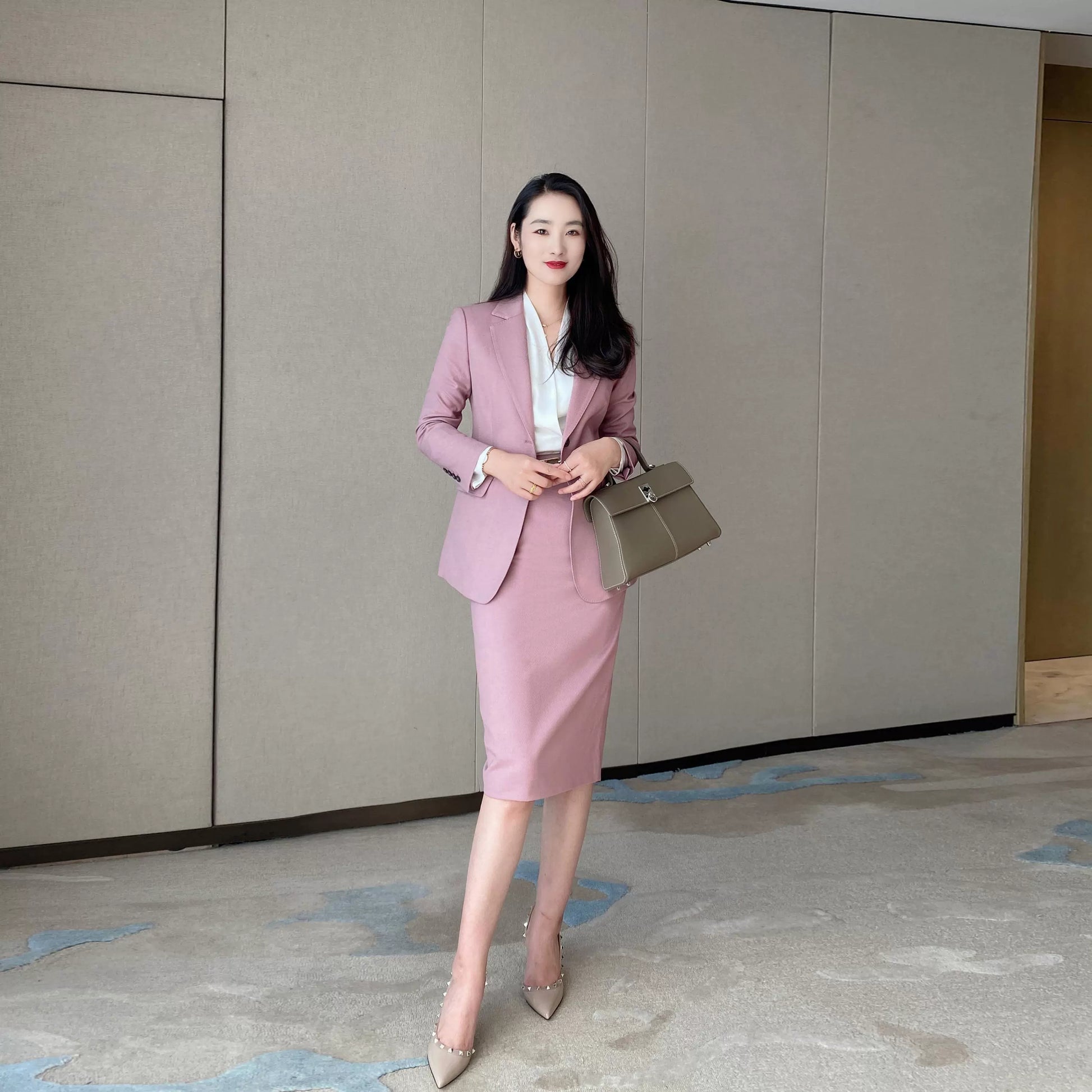 Iceberry Pink Autumn Classic Suit with Fitted Jacket Skirt