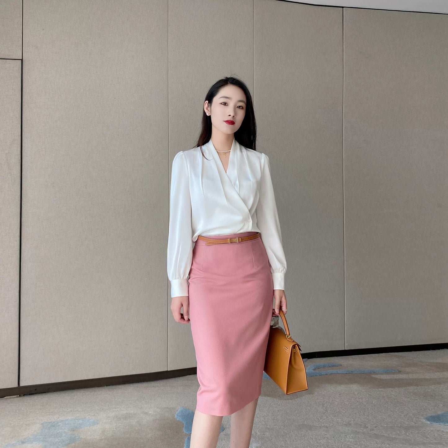 Elegant Autumn Long‑Sleeve V‑Neck Casual Shirt for Women