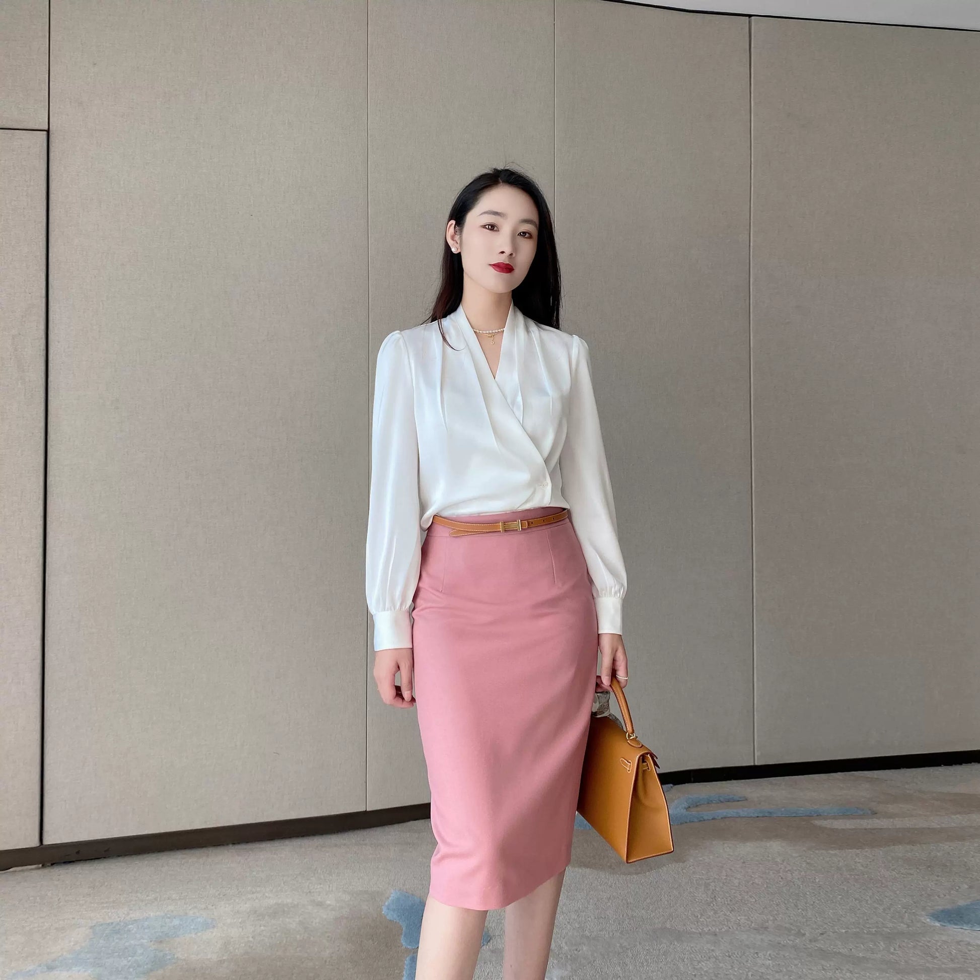 Elegant Autumn Long‑Sleeve V‑Neck Casual Shirt for Women