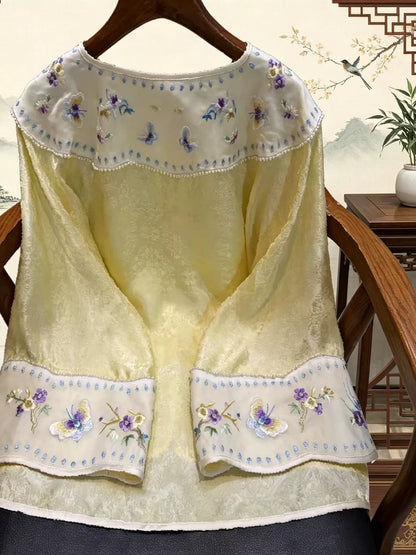 Vintage Women's Open-Front Cardigan with Heavy Embroidery and Cloud Collar
