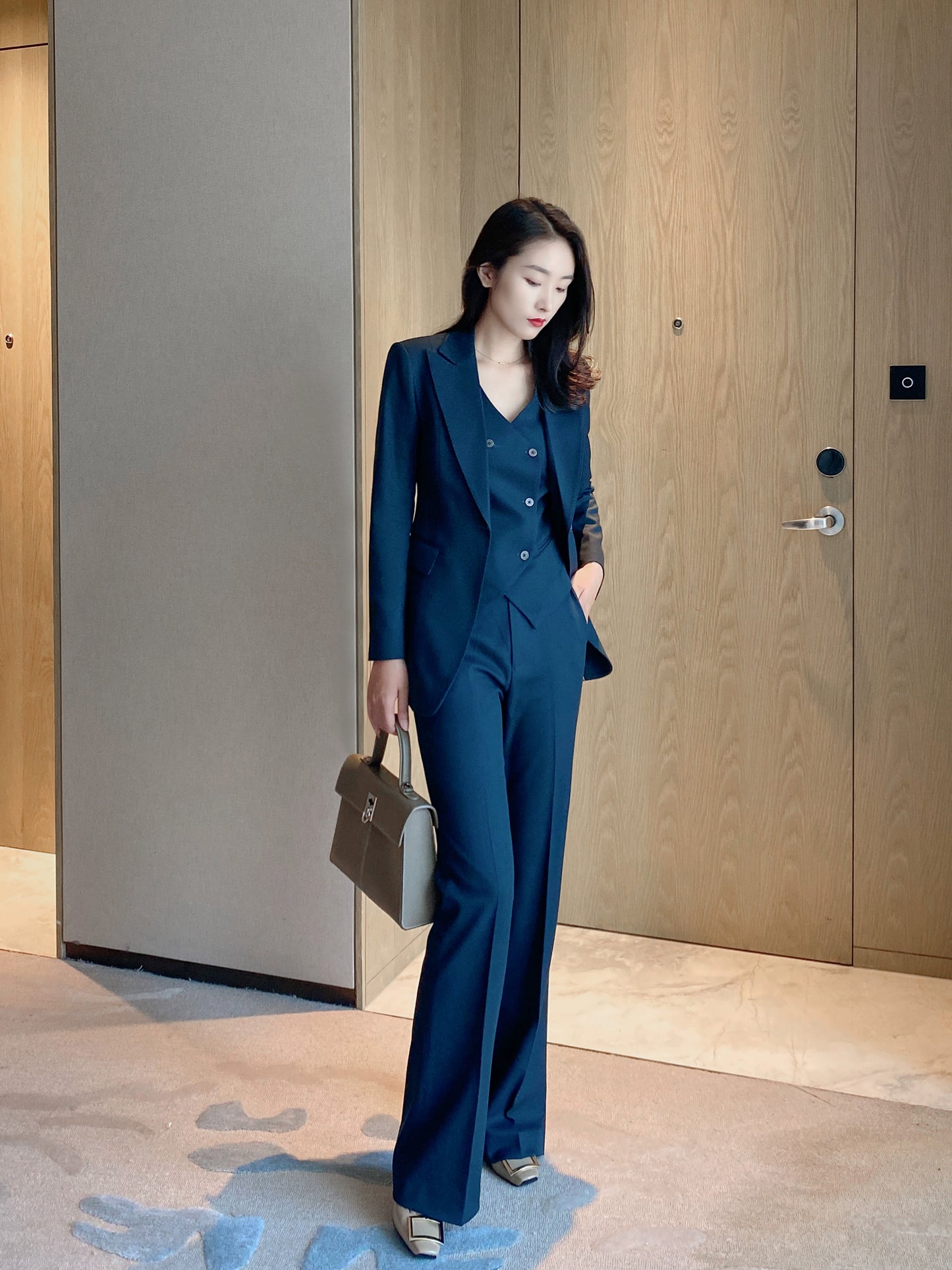 Cyan Blue Classic Women's Suit Set with Vest