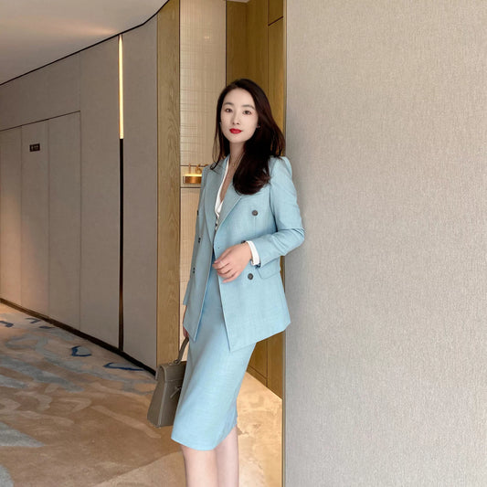 Elegant Celadon Spring Pleated Skirt Suit – Fitted Hip‑Accented