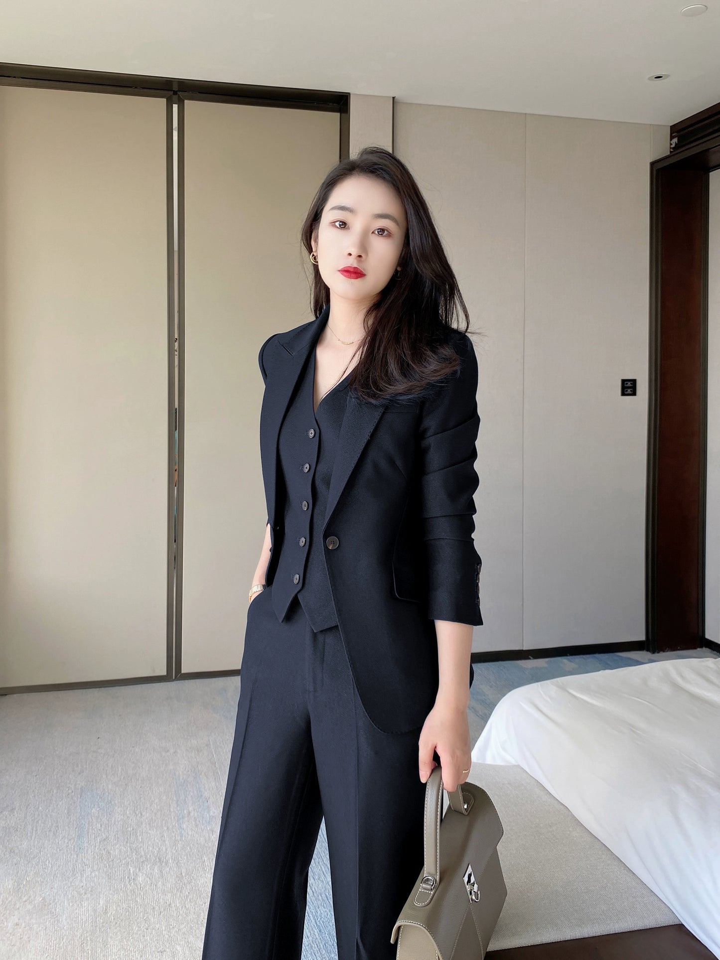 Elegant Black Women's Three-Piece Suit Set Jacket Vest Trousers