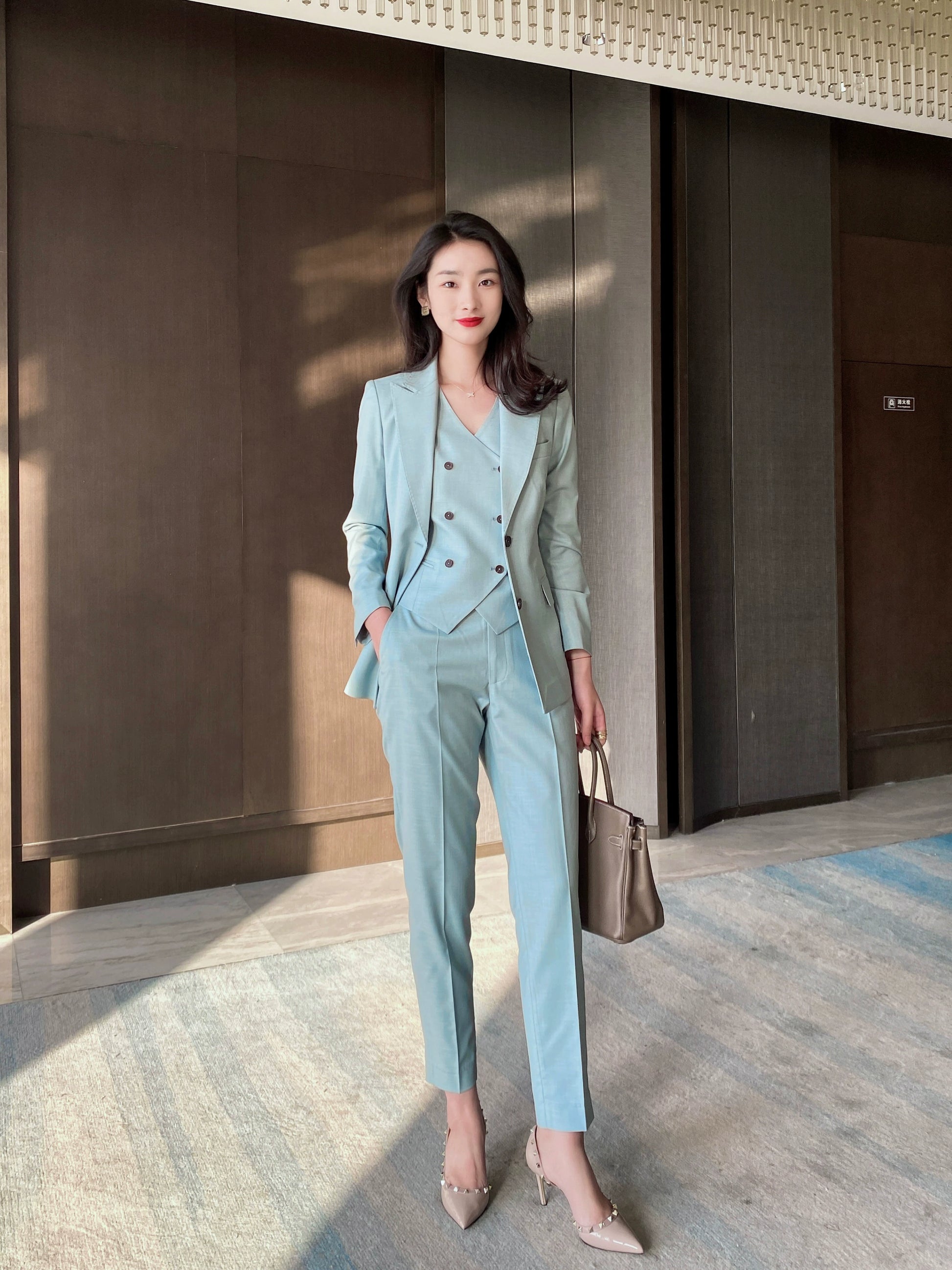Autumn Slim Fit 3‑Piece Women’s Suit Set in Celadon Blue