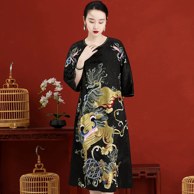Retro Chinese Style Hand‑Embroidered Maxi Dress Large Size