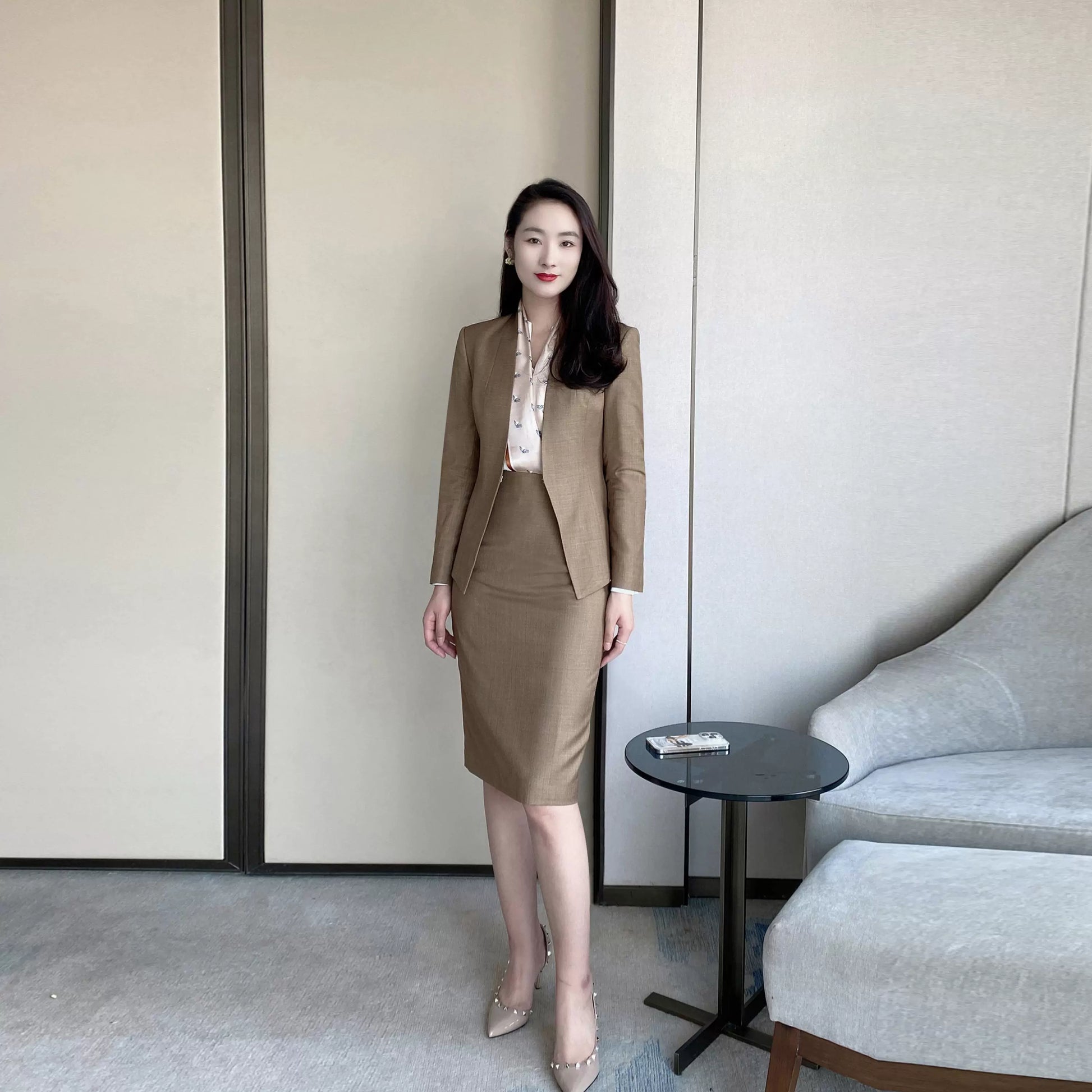 Elegant Autumn Coffee-Colored Classic Women's Suit with Fitted Skirt