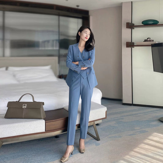 Elegant Autumn Classic 3‑Piece Women’s Suit Set Haze Blue Slim Fit