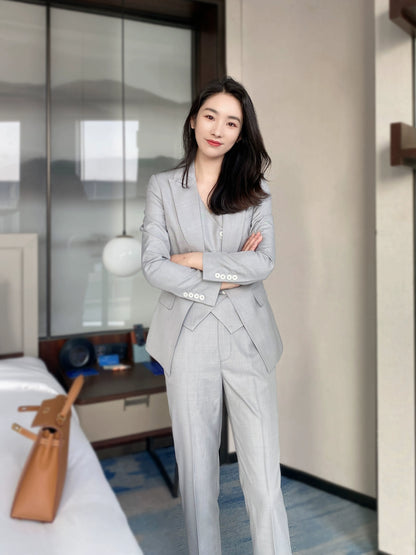 Light Grey Autumn Classic 3‑Piece Slim Fit Suit Set