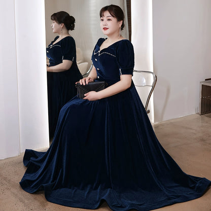 Elegant Velvet Evening Dress