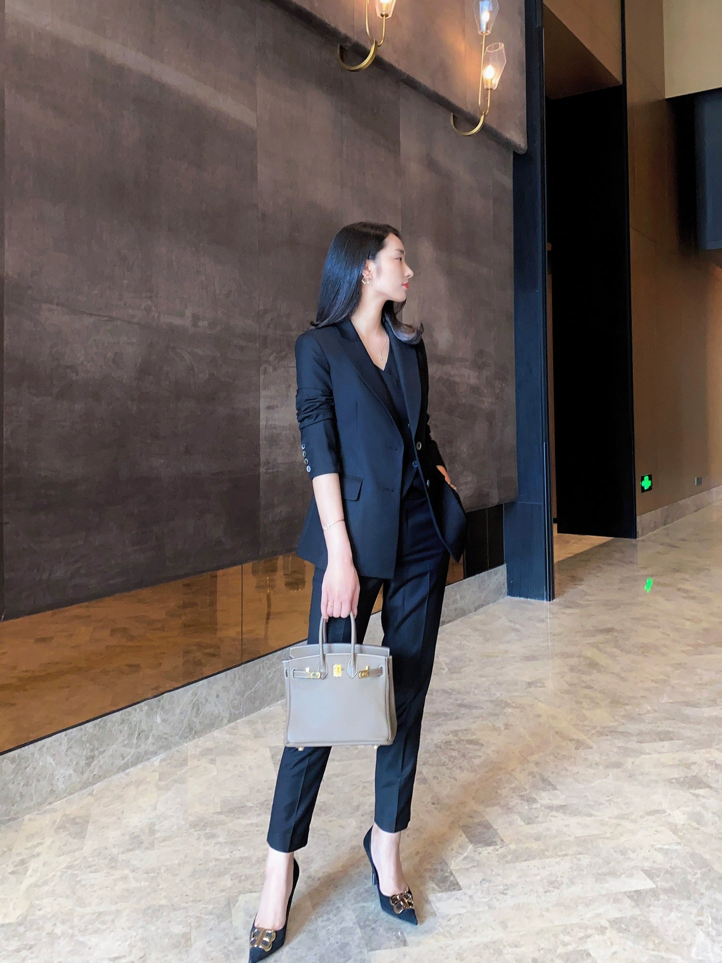 Elegant Black Autumn 3-Piece Women's Suit Set with Vest