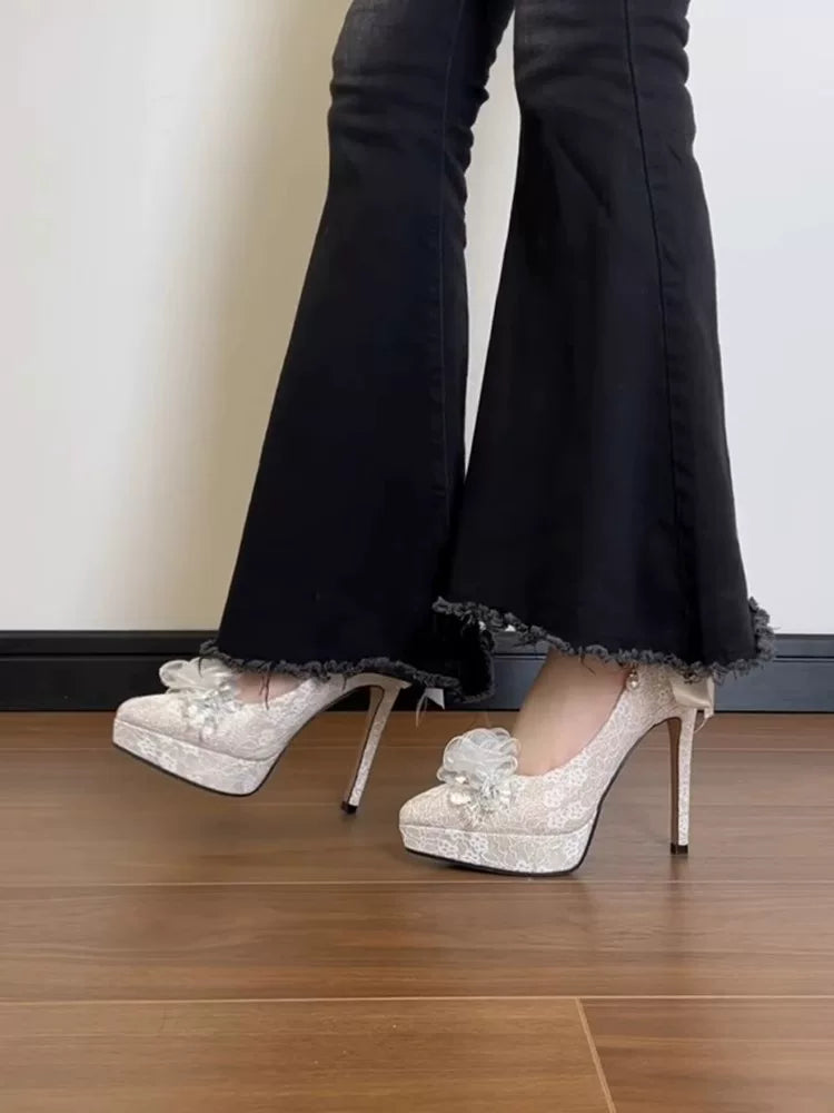 Elegant French-Chinese High Heel Shoes for Qipao with Lace