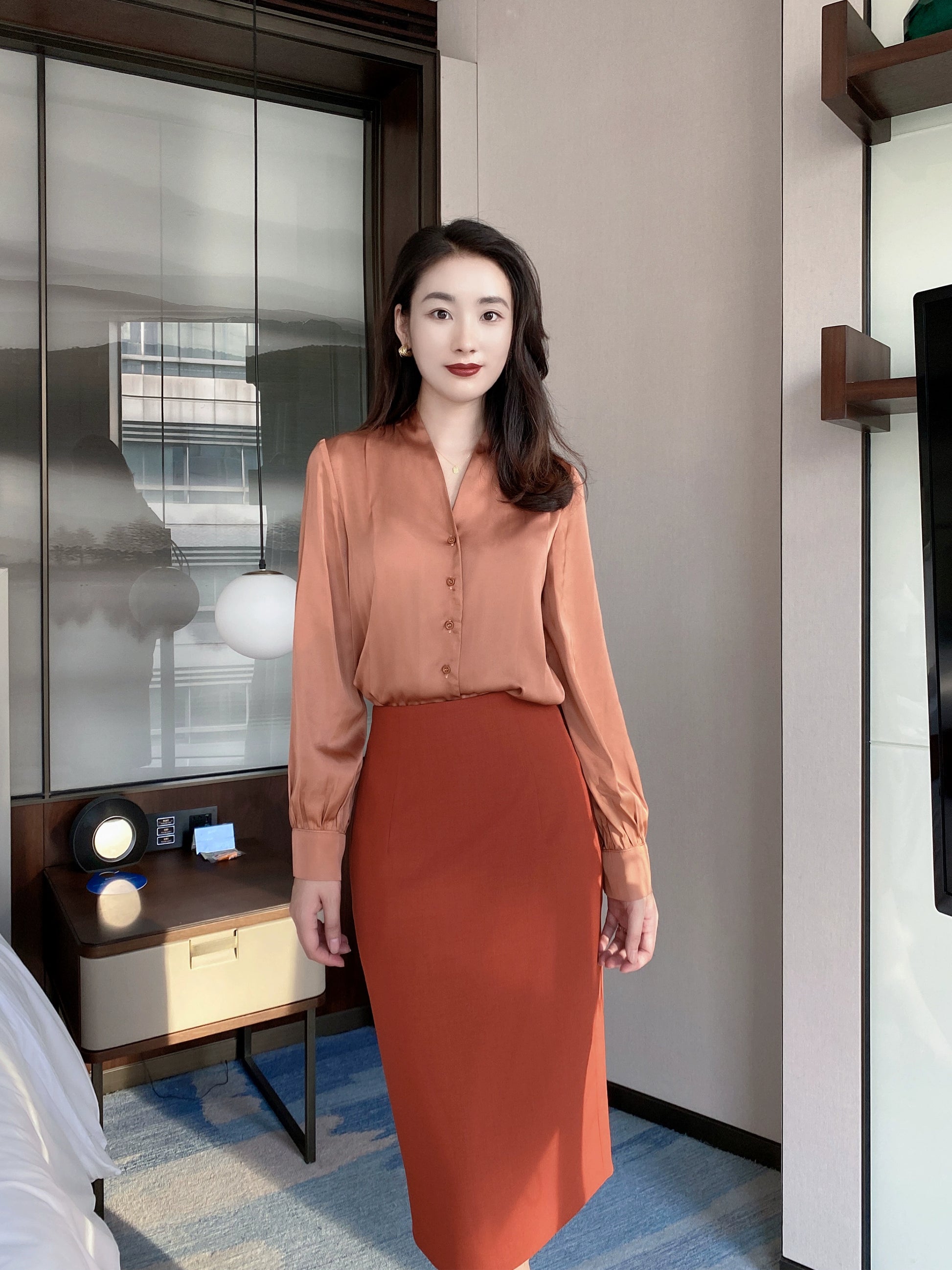 Rust Red V‑Neck Slim‑Fit Autumn Work Shirt for Women