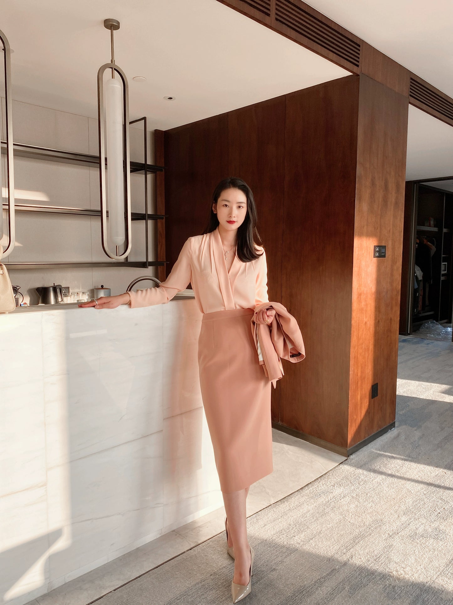 Spring Fuchsia Long-Sleeve V-Neck Loose Fit Elegant Women's Shirt