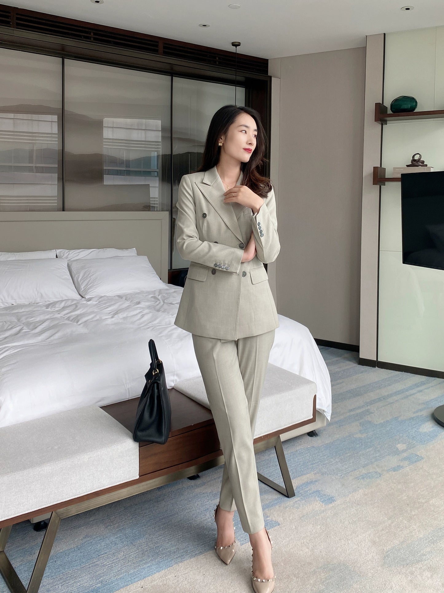 Autumn White Classic Women's Suit Set Tailored Jacket & Trousers