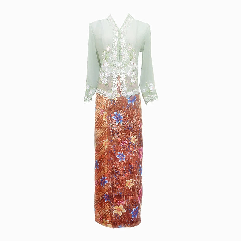 Retro Thin Embroidered Shirt
